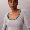 Pull classique à encolure dégagée en coton mélangé