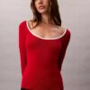 Pull classique à encolure dégagée en coton mélangé