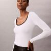Pull classique à encolure dégagée en coton mélangé Pull classique à encolure dégagée en coton mélangé