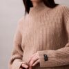 Pull à col roulé ample en maille côtelée épaisse