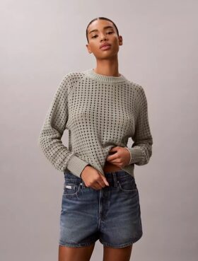 Pull à mailles ouvertes