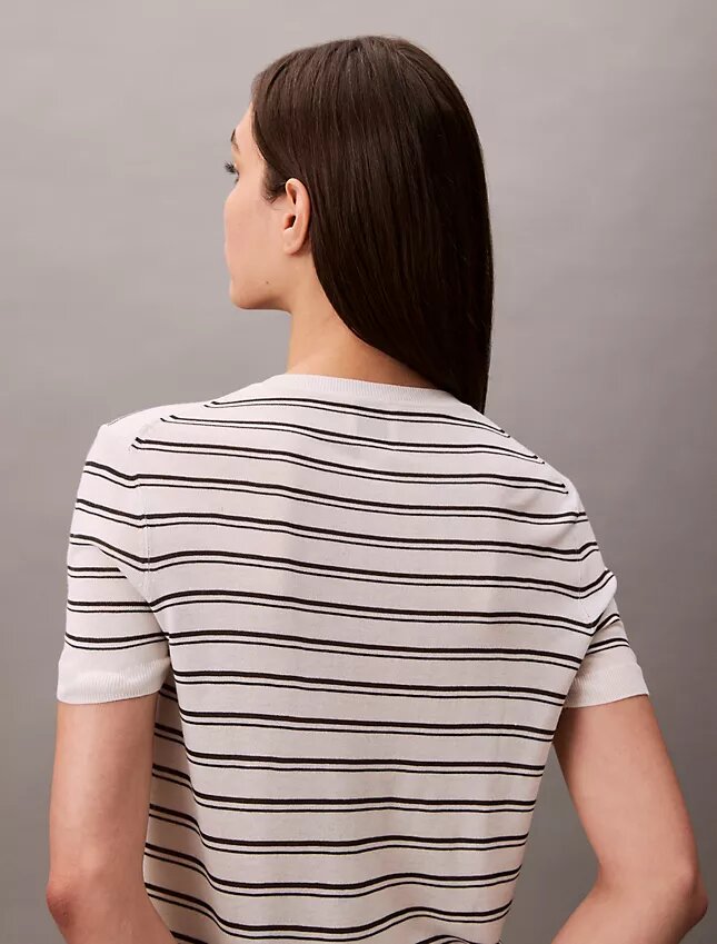 Pull à manches courtes en viscose Pull à manches courtes en viscose
