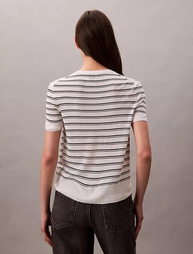 Pull à manches courtes en viscose Pull à manches courtes en viscose