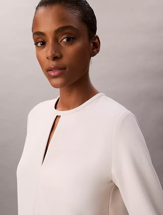 Robe ajustée en crêpe Robe ajustée en crêpe