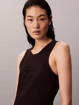 Robe débardeur mi-longue avec logo Calvin Klein Robe débardeur mi-longue avec logo Calvin Klein
