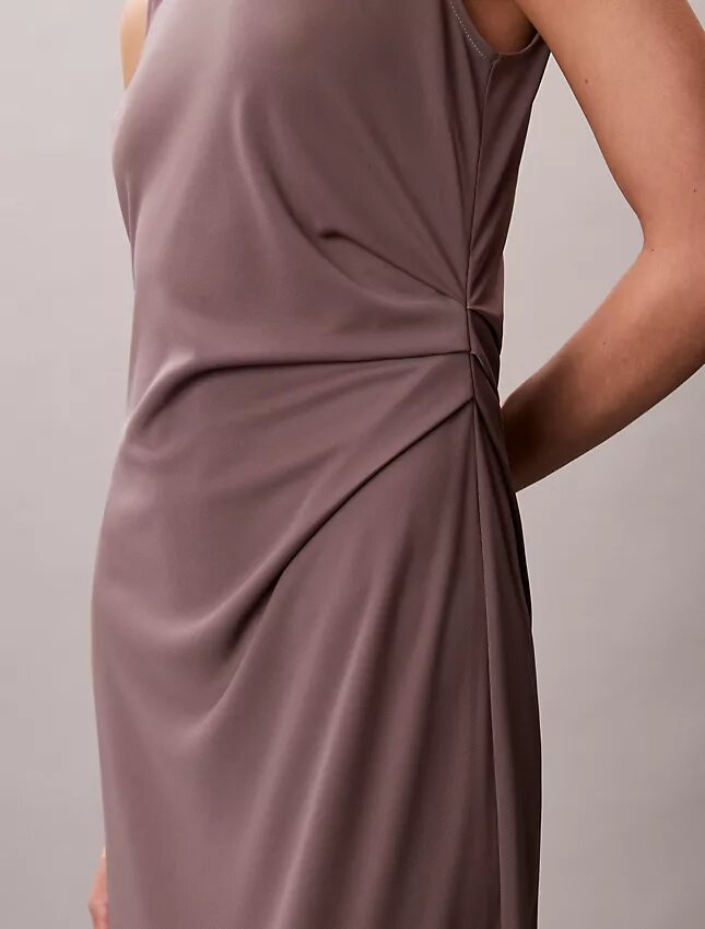 Robe froncée en jersey raffiné Robe froncée en jersey raffiné
