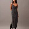 Robe longue asymétrique en mousseline imprimée Robe longue asymétrique en mousseline imprimée