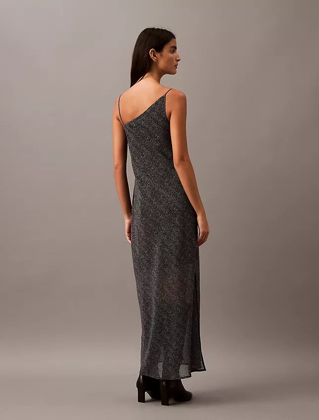 Robe longue asymétrique en mousseline imprimée Robe longue asymétrique en mousseline imprimée