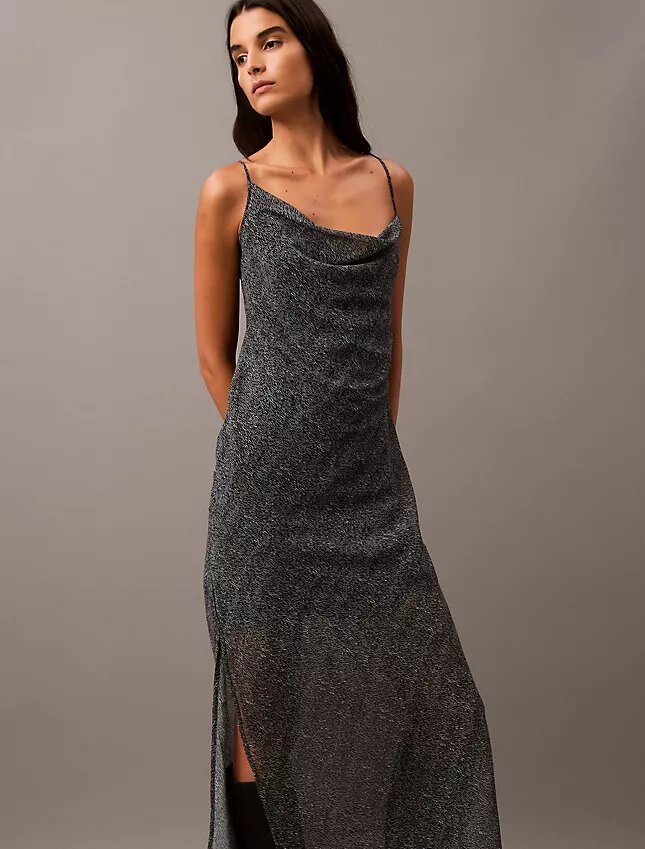 Robe longue asymétrique en mousseline imprimée Robe longue asymétrique en mousseline imprimée