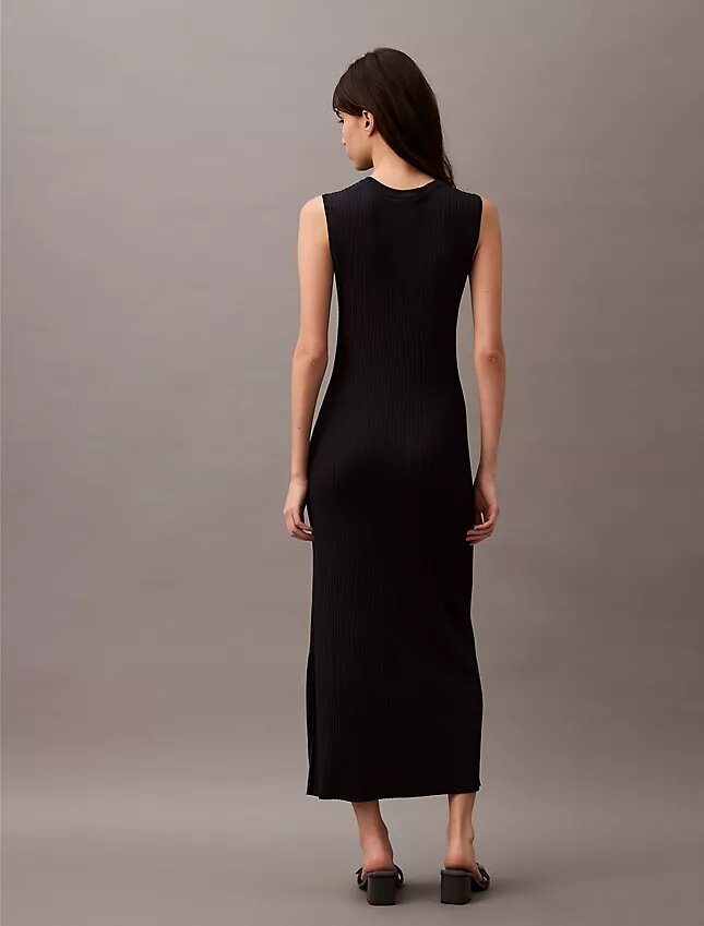 Robe longue en viscose côtelée Robe longue en viscose côtelée