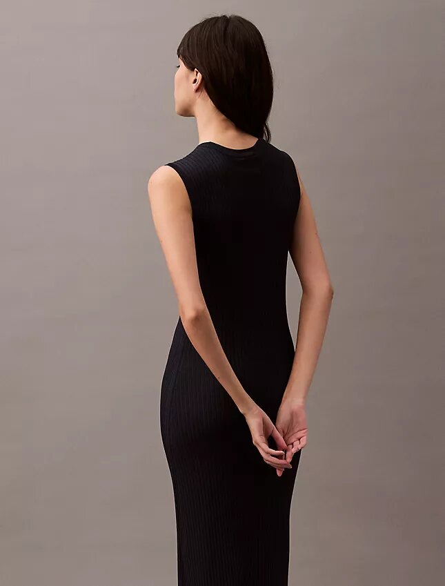 Robe longue en viscose côtelée Robe longue en viscose côtelée
