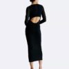 Robe longue transparente avec découpes dans le dos Robe longue transparente avec découpes dans le dos