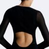 Robe longue transparente avec découpes dans le dos Robe longue transparente avec découpes dans le dos