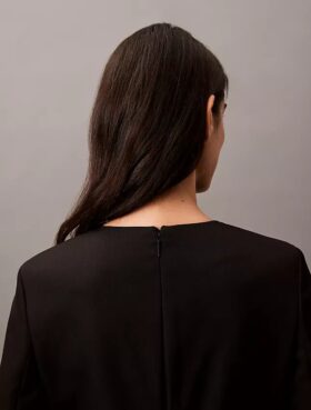 Robe mi-longue en crêpe