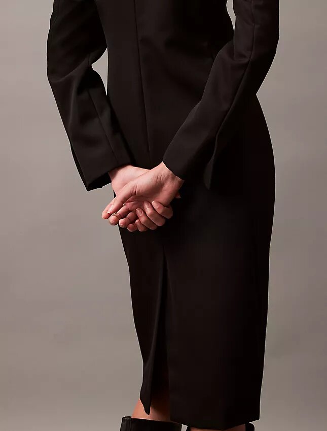 Robe mi-longue en crêpe Robe mi-longue en crêpe