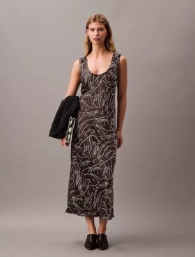 Robe mi-longue à imprimé satin froissé
