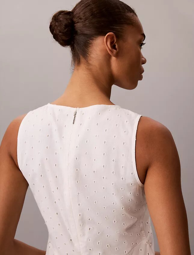 Robe midi brodée Robe midi brodée