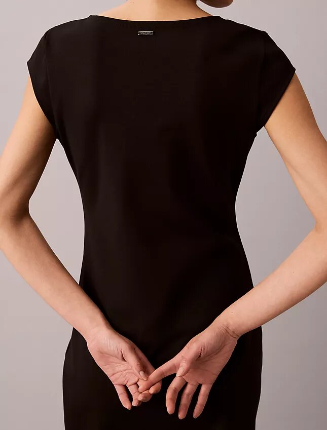Robe midi en ponte Robe midi en ponte