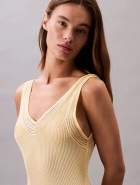 Robe midi en viscose côtelée Robe midi en viscose côtelée