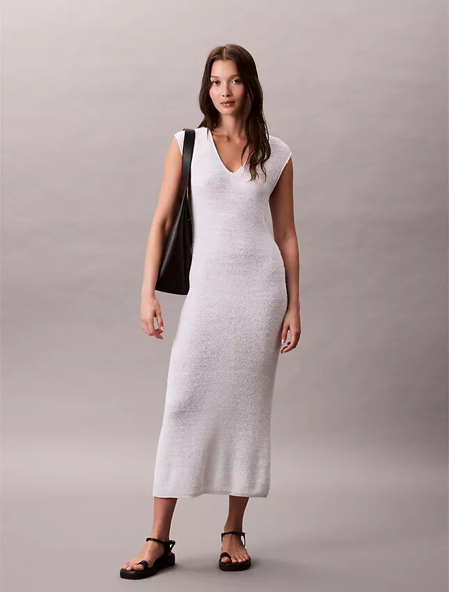 Robe midi sans manches en maille Robe midi sans manches en maille