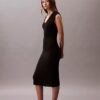 Robe midi sans manches en maille Robe midi sans manches en maille