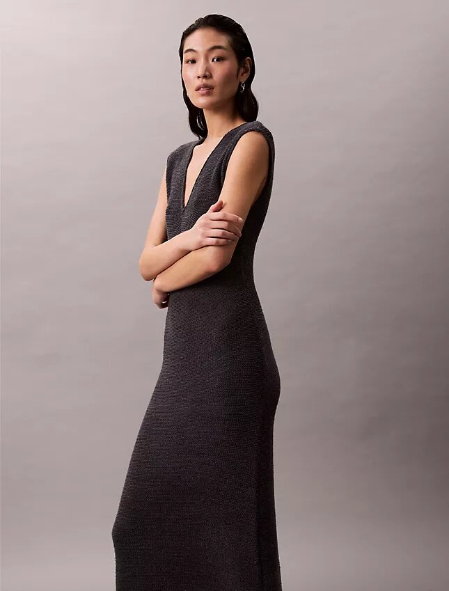 Robe midi sans manches en maille Robe midi sans manches en maille