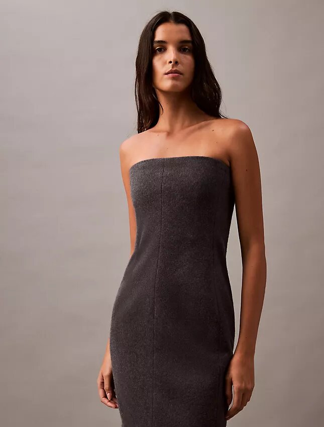 Robe sans bretelles en laine mélangée brossée Robe sans bretelles en laine mélangée brossée