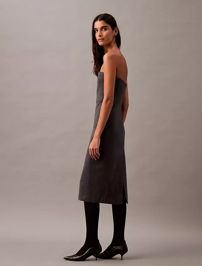 Robe sans bretelles en laine mélangée brossée Robe sans bretelles en laine mélangée brossée