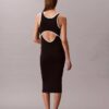 Robe sans manches à bordures colorées Robe sans manches à bordures colorées