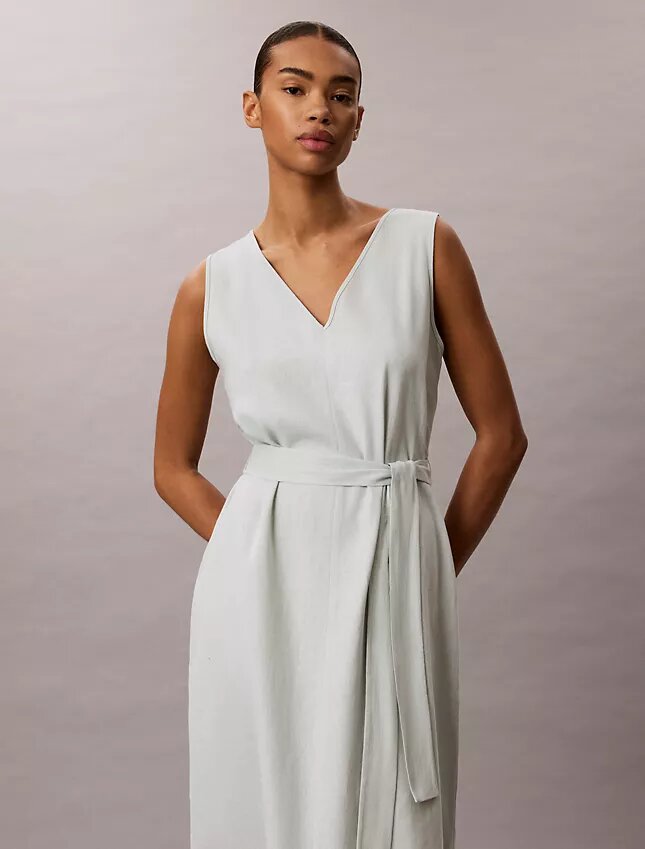 Robe sans manches à col en V et ceinture en mélange de lin Robe sans manches à col en V et ceinture en mélange de lin