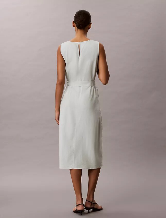 Robe sans manches à col en V et ceinture en mélange de lin Robe sans manches à col en V et ceinture en mélange de lin