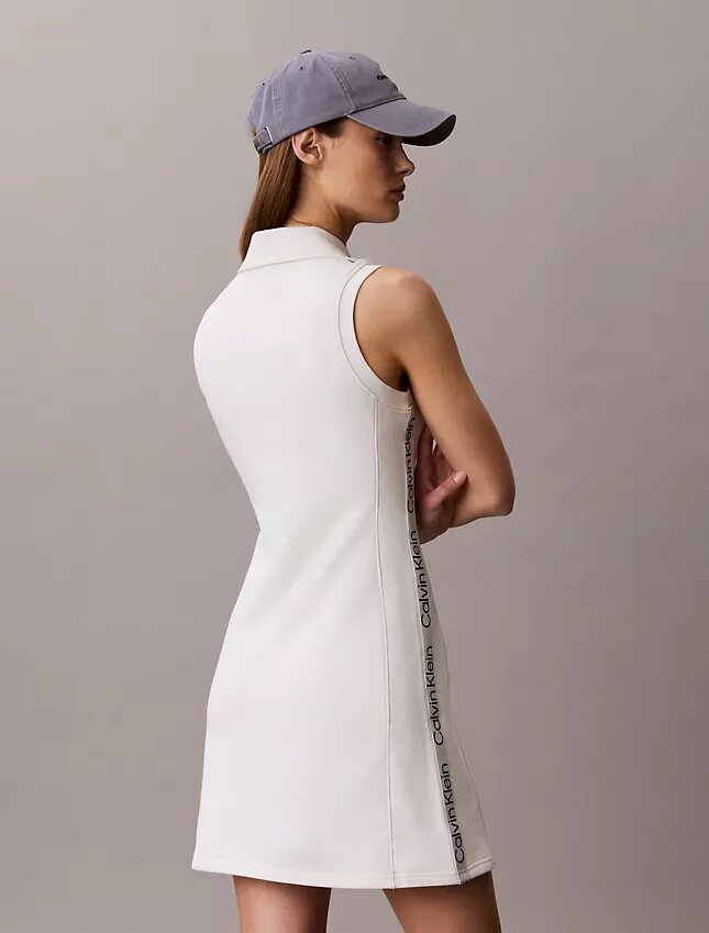 Robe sans manches en molleton à fermeture éclair 1/4 Robe sans manches en molleton à fermeture éclair 1/4