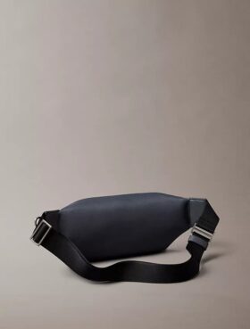 Sac banane avec logo en relief