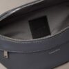Sac banane avec logo en relief