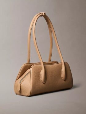 Sac à bandoulière avec logo emblématique