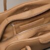 Sac à bandoulière avec logo emblématique