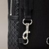 Sac bandoulière avec logo emblématique sur toute la surface Sac bandoulière avec logo emblématique sur toute la surface