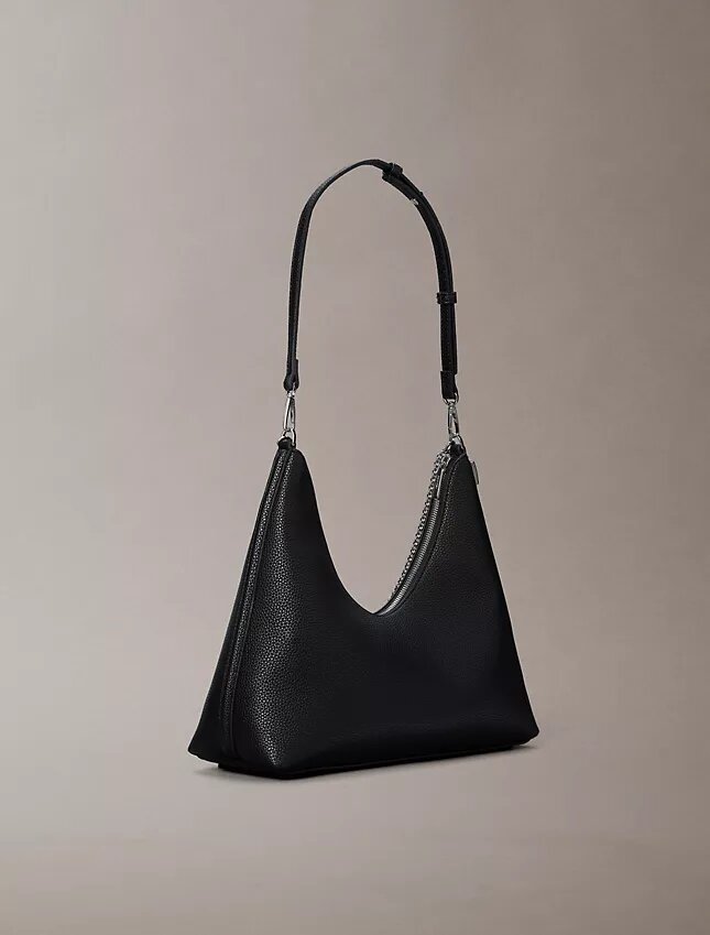 Sac à bandoulière en simili cuir grainé avec logo emblématique Sac à bandoulière en simili cuir grainé avec logo emblématique