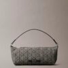 Sac à bandoulière en toile avec logo emblématique sur toute la surface Sac à bandoulière en toile avec logo emblématique sur toute la surface