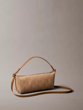 Sac à bandoulière en toile avec logo emblématique sur toute la surface