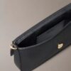 Sac à bandoulière minimaliste Monogram Sac à bandoulière minimaliste Monogram