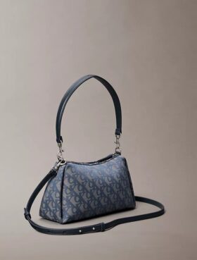 Sac à bandoulière à plis avec logo Monogram