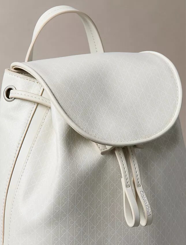 Sac à dos avec logo emblématique sur toute la surface Sac à dos avec logo emblématique sur toute la surface
