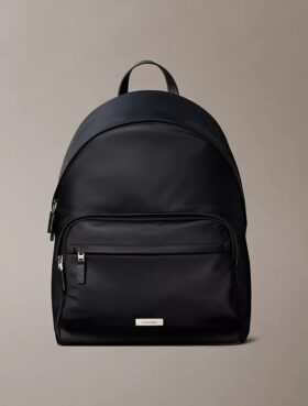Sac à dos en nylon mat