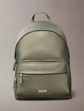 Sac à dos en nylon mat