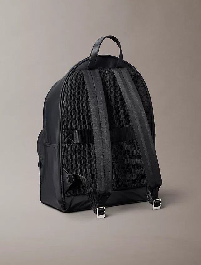 Sac à dos en nylon mat Sac à dos en nylon mat