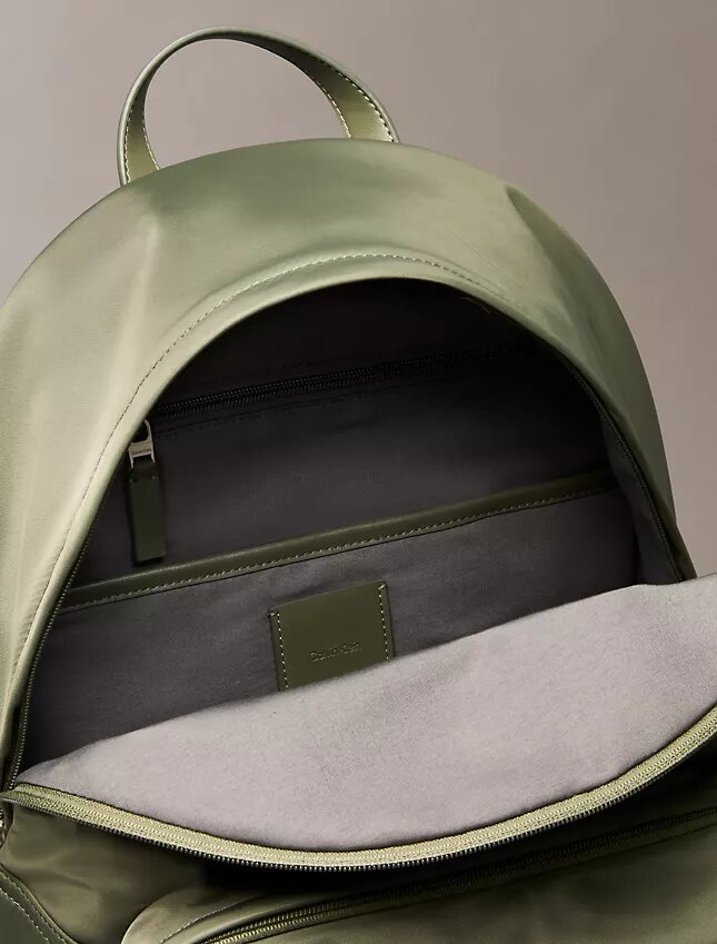 Sac à dos en nylon mat Sac à dos en nylon mat