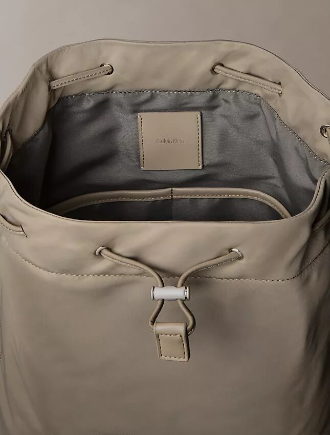 Sac à dos en nylon mat à cordon Sac à dos en nylon mat à cordon