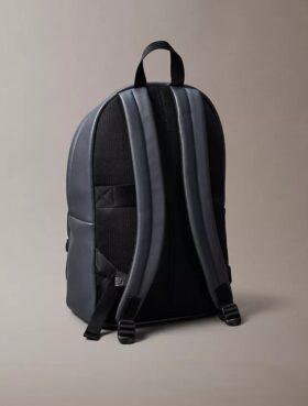 Sac à dos rond avec logo en relief
