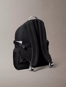 Sac à dos rond à face avant en maille
